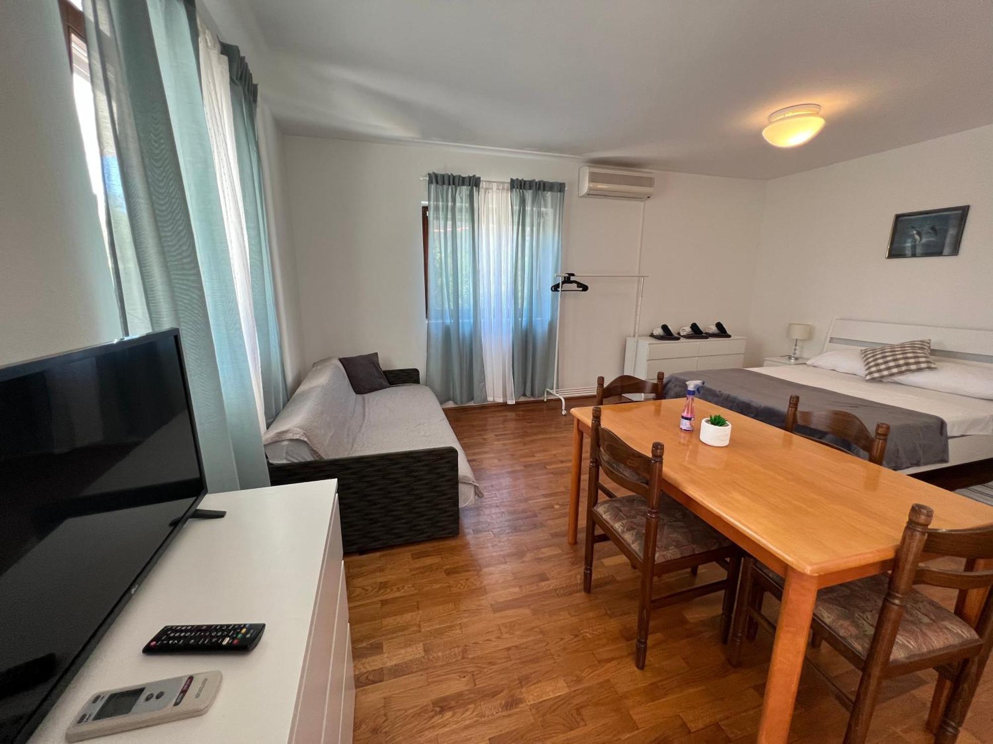 Apartments Antolkovic Ugljan Exterior photo